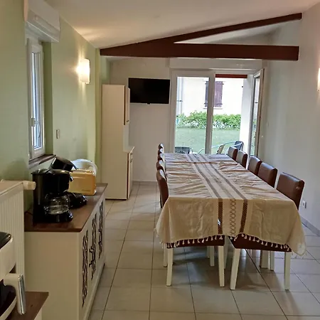 Maison Du Sacre-coeur Villa Lourdes