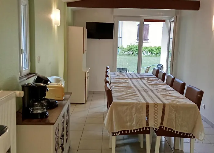 Maison Du Sacre-coeur Villa Lourdes